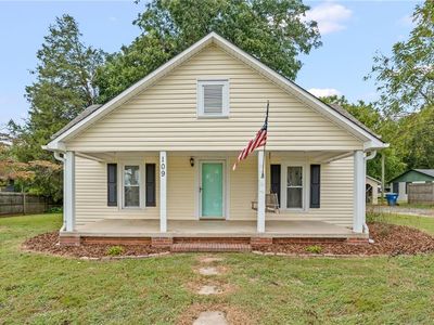 109 Tabernacle St, Randleman, NC, 27317