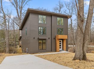 102 Sunnybrook Trl, Signal Mountain, TN 37377