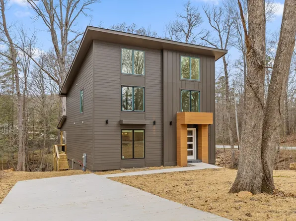 102 Sunnybrook Trl, Signal Mountain, TN 37377