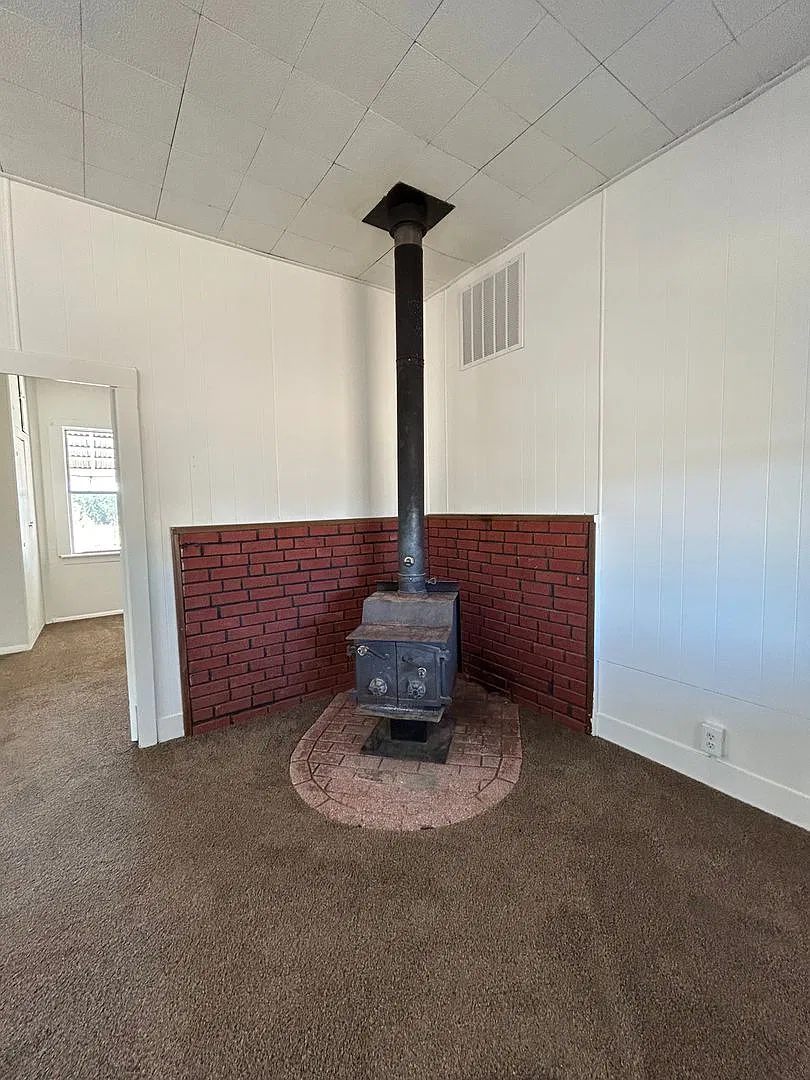 Charming Country Home - 2 bedroom 1 bath — Photo 4