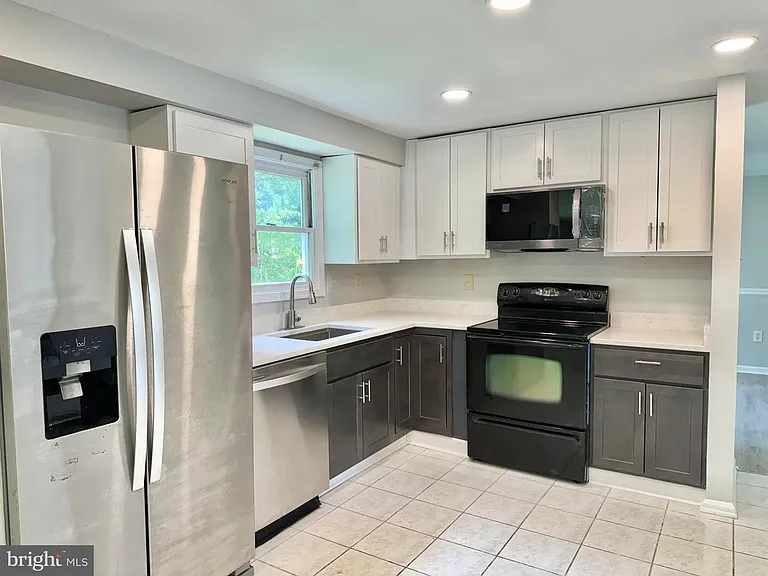2 Cinnabar Ct — Photo 3