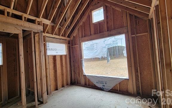 5th image of 700 Bellegray Rd