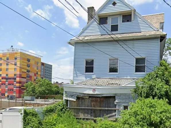10 N Terrace Avenue, Mount Vernon, NY 10550