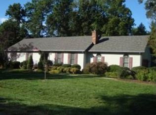 304 Derbycreek Ln, Chester, VA 23836