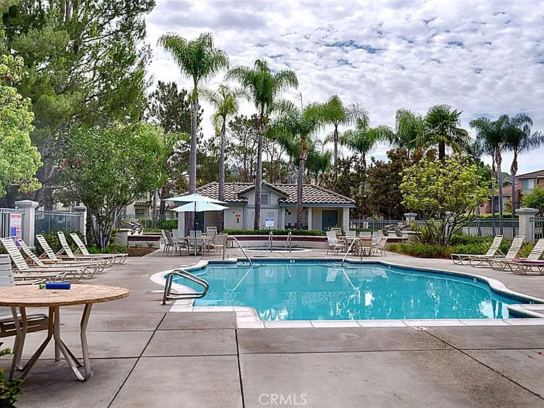 8015 E Treeview Ct — Photo 47