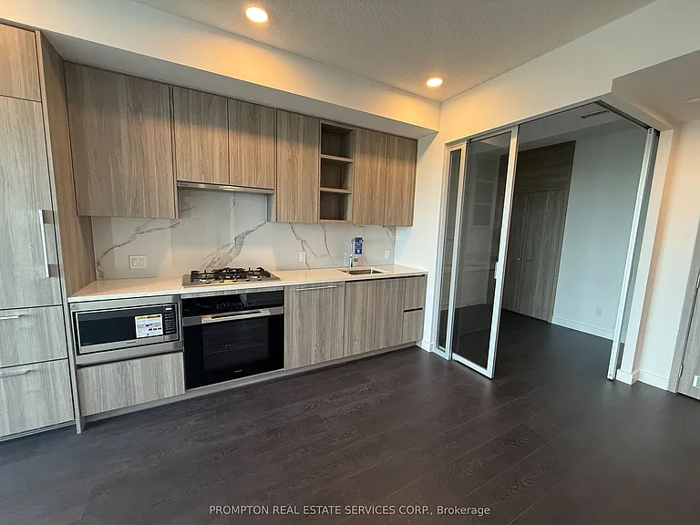 18 Esther Shiner Blvd #3206 — Photo 17
