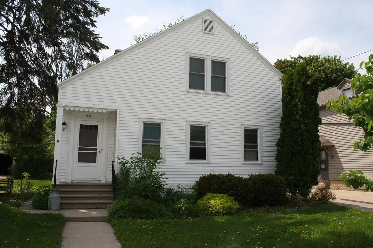 545 Mount Vernon St photo 1