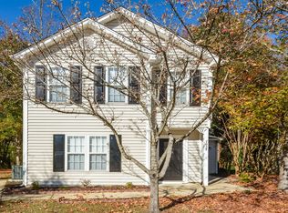 7057 Jeffreys Creek Ln, Raleigh, NC 27616