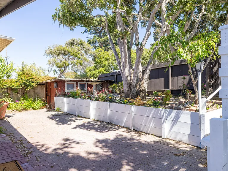 1571 David Ave — Photo 31