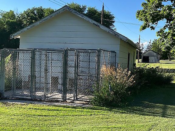Kennels of the Garage 