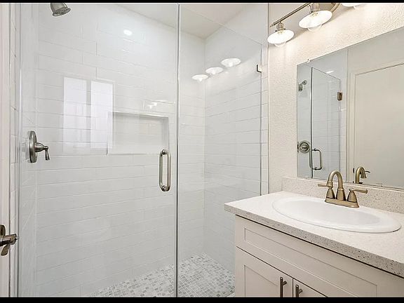 4th image of 7437 Santa Ysabel Ave #G