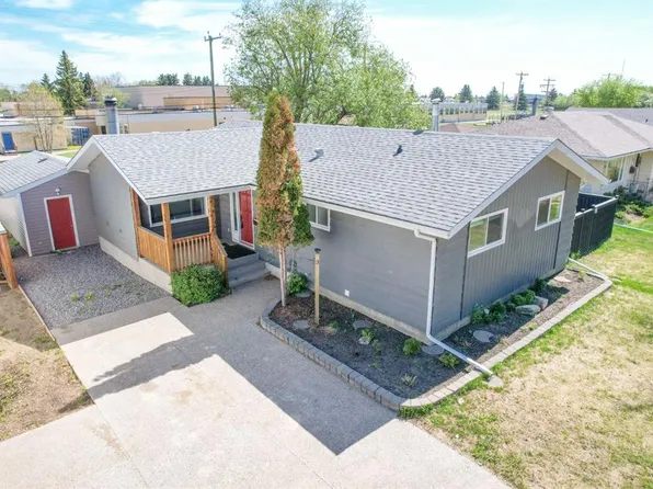 3 S Montcalm Ave, Camrose, AB T4V 2K9