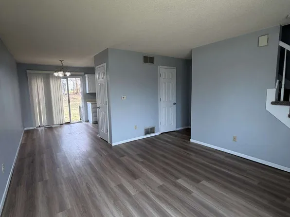 4033 57th St, Des Moines, IA 50310