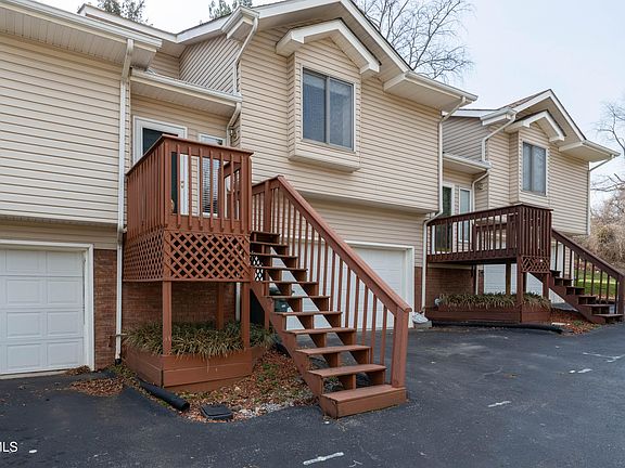 2nd image of 105 Cedar Grove Rd Unit 5