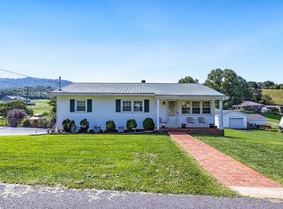 226 Old Rock Rd, Saltville, VA 24370