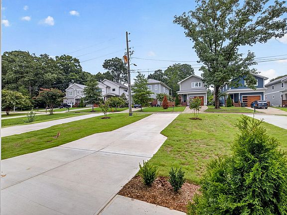 5th image of 516 Heather Dr #1/2