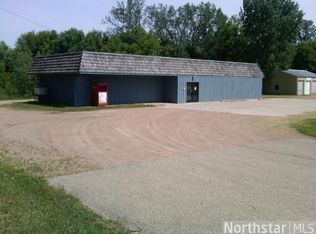 637 4th St SW, Montgomery, MN 56069