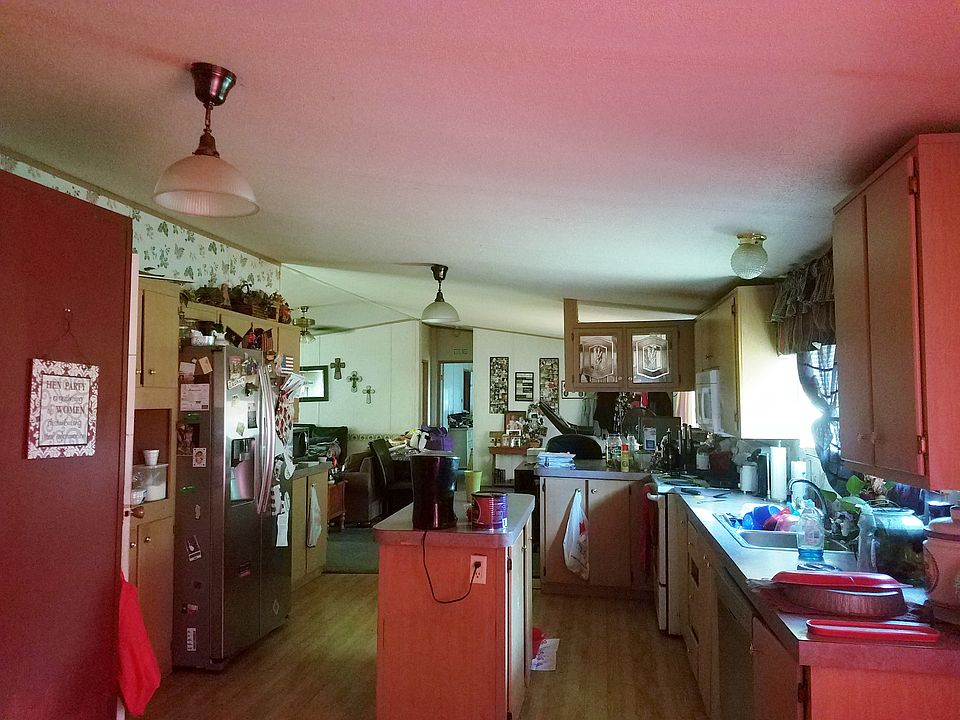2nd image of 1127 Private Road 2739