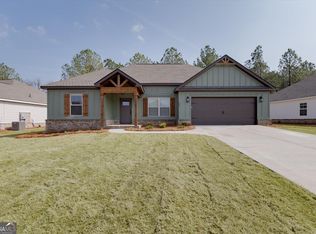504 New Hope Dr, Perry, GA 31069