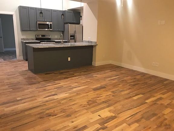 3rd image of 2315 Park Ave #1C