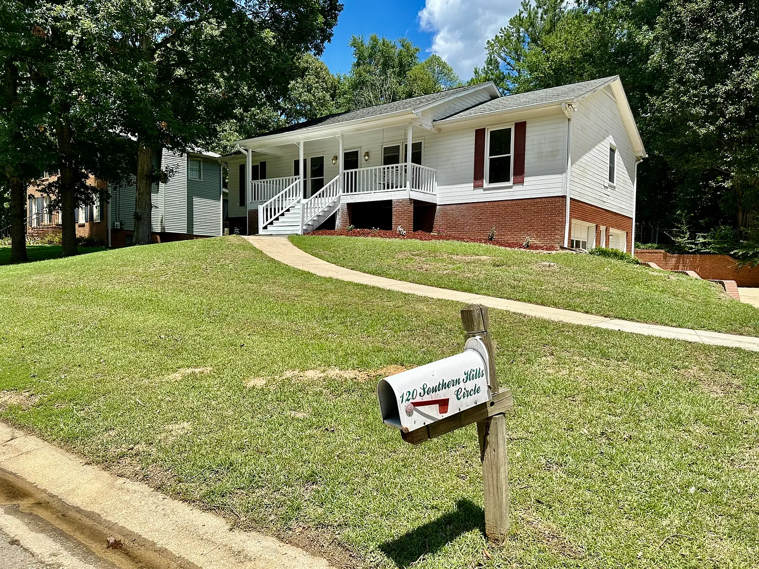 4 bed, 1456 sqft, $2,000 — Photo 3