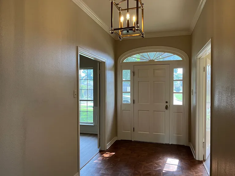 500 S Dresden Ct — Photo 6