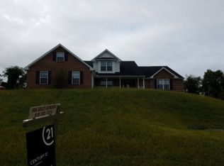 2755 Grapevine Ct, Bath, PA 18014