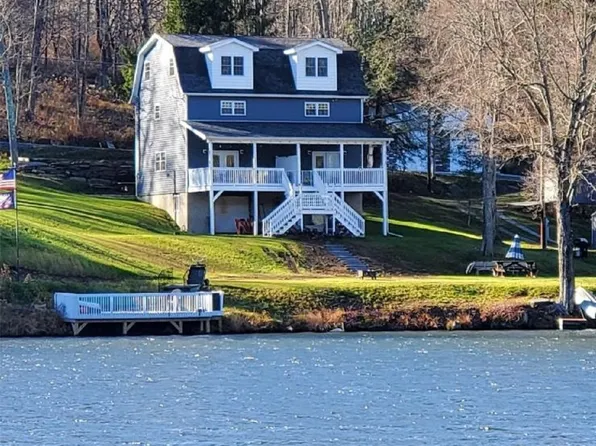 372 Lakeview Dr, Kingsley, PA 18826