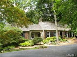 1825 High Oak Rd, Saint Louis, MO 63131