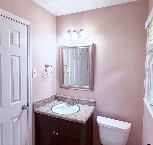 4431 Donegal Cir — Photo 13