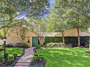 13703 Queensbury Ln, Houston, TX 77079