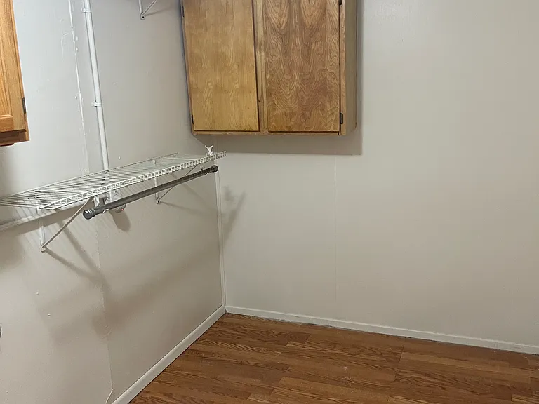 1465 Westbrook Ave — Photo 9
