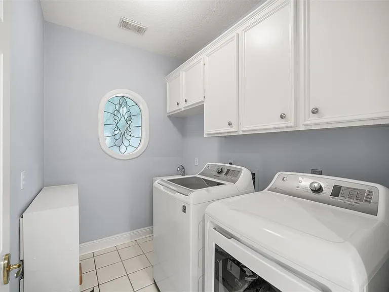 3622 Springhill Ln — Photo 20