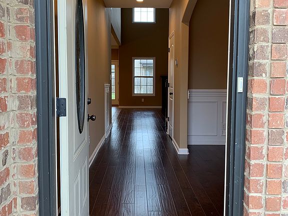 3rd image of 2838 McManus Circle
