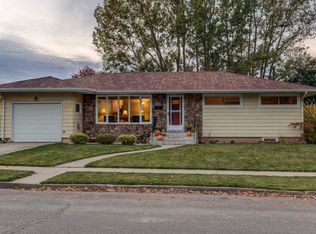 1313 4th Ave E, Williston, ND 58801