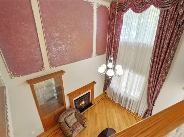 77-16 Kew Forest Lane image 14 of 38