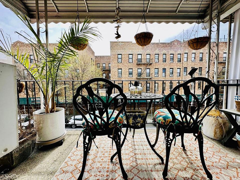 1st image of 25-12 38th St #3