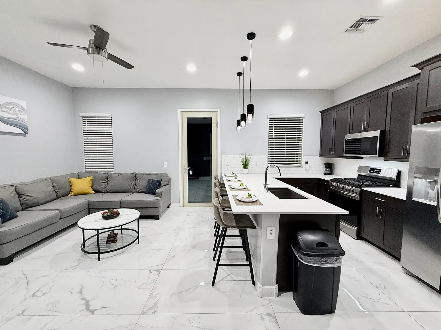 4013 W Buist Ave — Photo 4