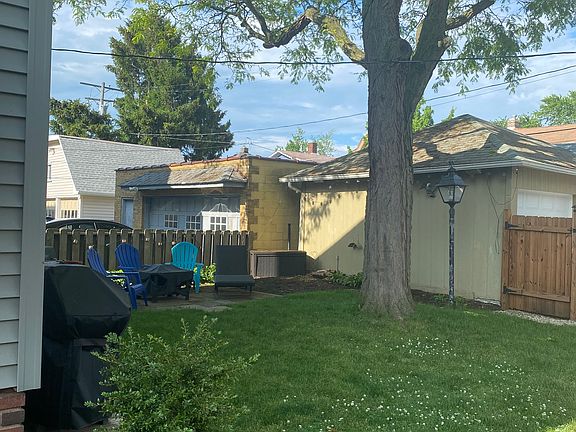 4th image of 2107 Mars Ave