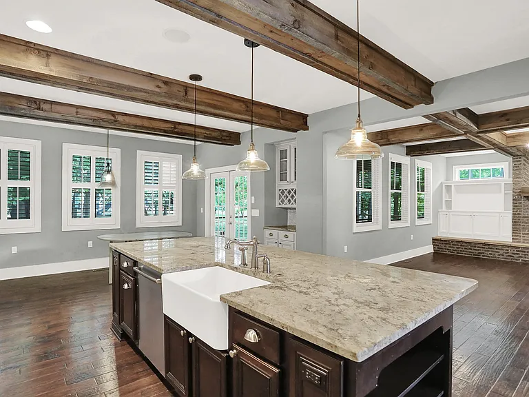 16893 Oak Manor Dr — Photo 9