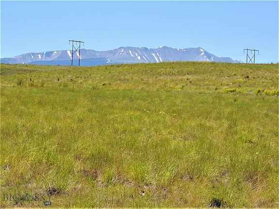 3rd image of Powell Vista Dr