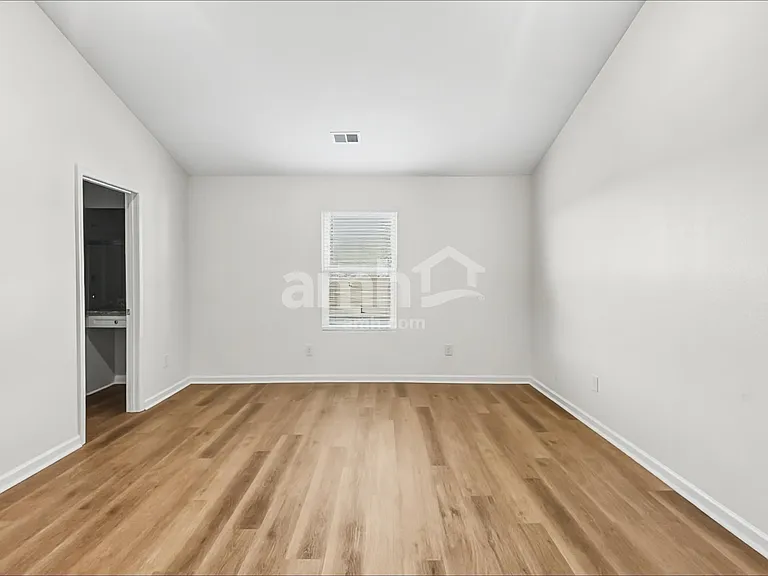 6038 Mason Tucker Dr — Photo 10