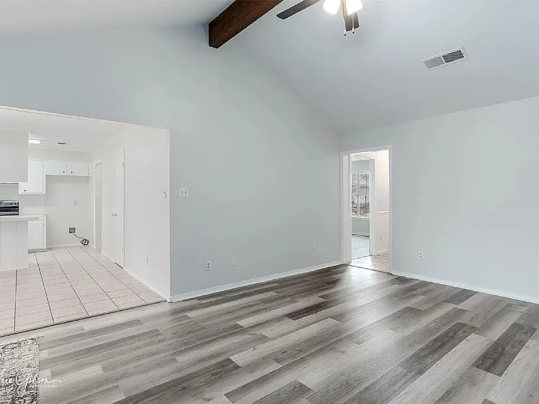 2211 General York Cir — Photo 9