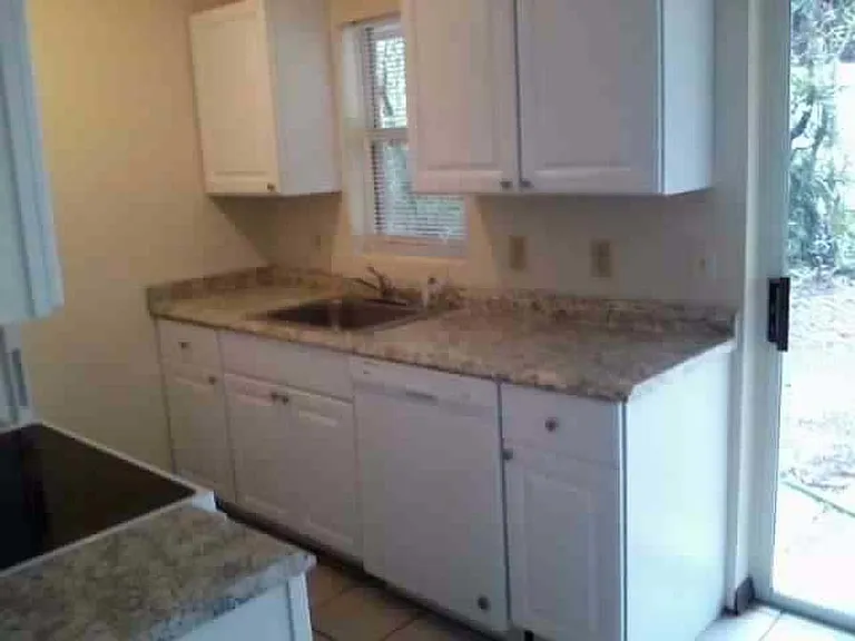 715 N Sparkman Ave — Photo 6