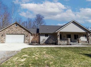 1978 W Stewart Rd, Midland, MI 48640