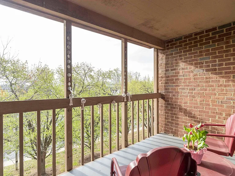 116 Turtle Creek Rd #111 — Photo 3