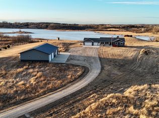 16400 7th St NE, New London, MN 56273