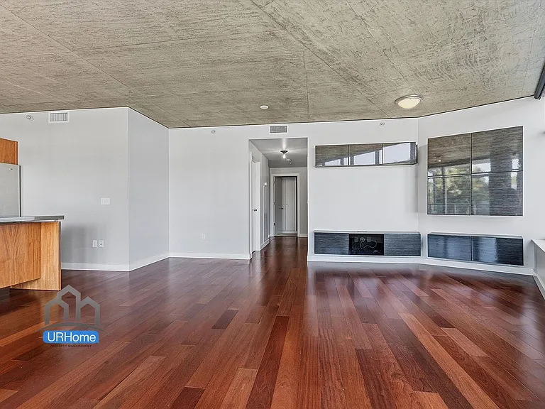 1926 W Burnside St #202 — Photo 15