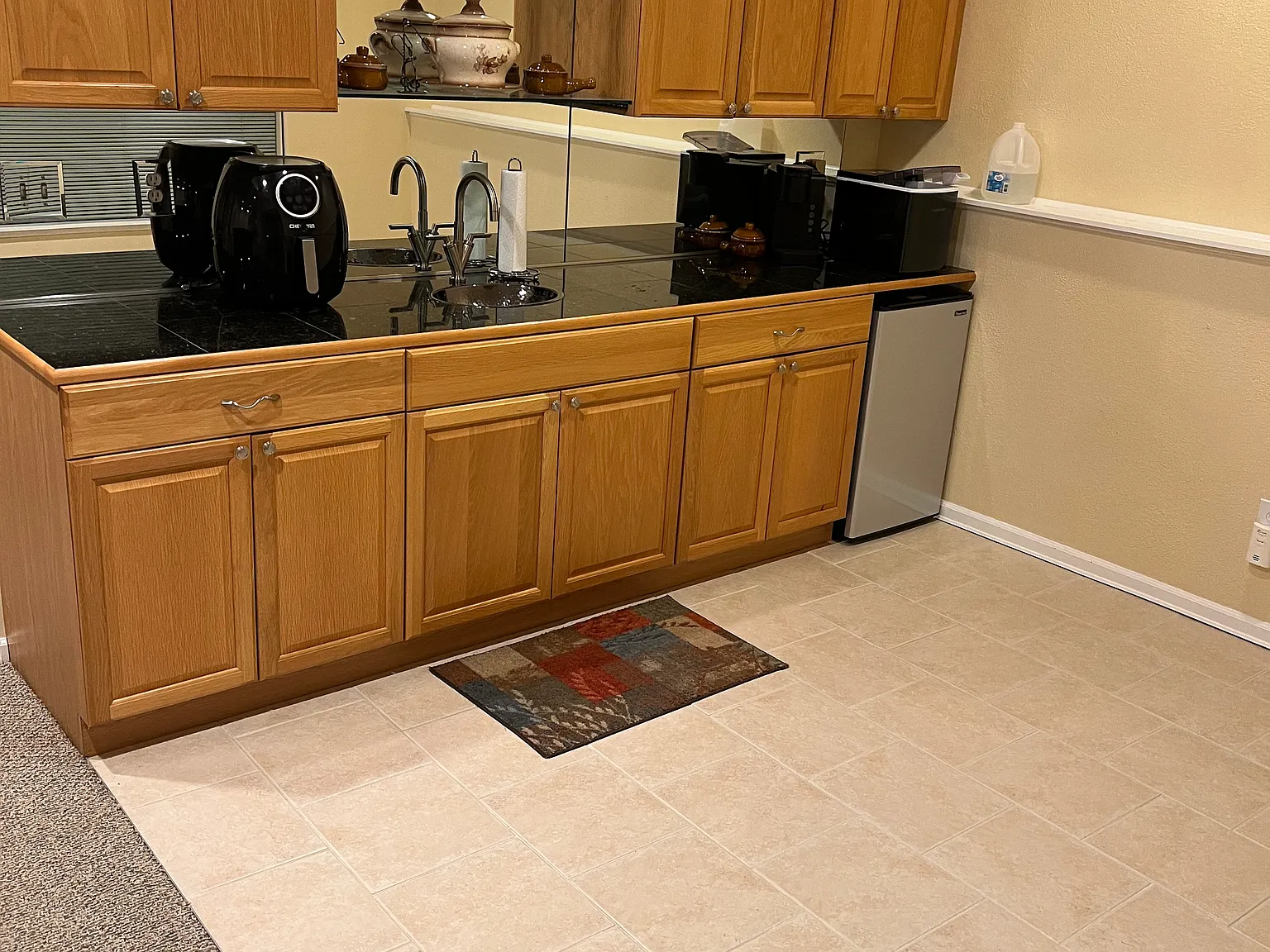 1 bed, 900 sqft, $1,650 — Photo 3
