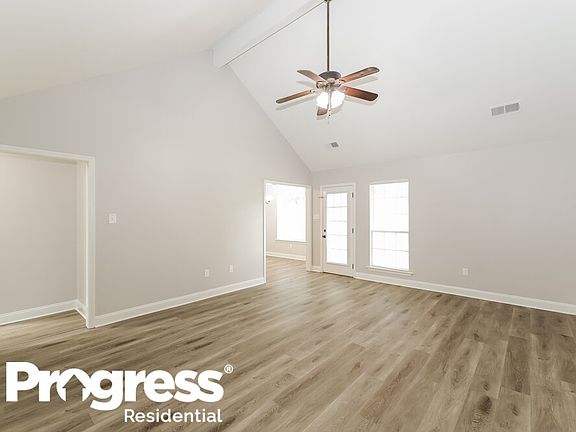 4th image of 190 Clay Hills Dr